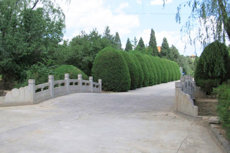 世界华侨陵园景观图