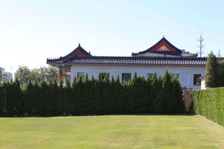 北京市石景山区八宝山革命公墓园区环境图