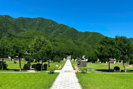 凤凰山陵园景观图
