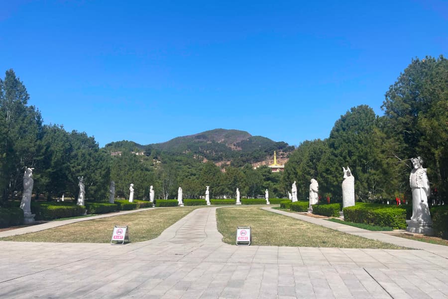 清东陵万佛园景观图