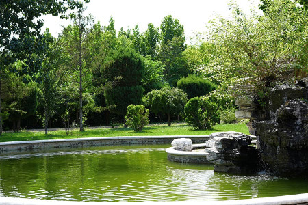 万桐园公墓景观图