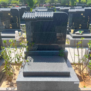 中华永久陵园艺术立碑