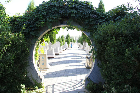 北京市通州区惠灵山陵园墓区环境图