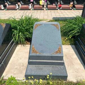 北京市石景山区福田公墓传统卧碑墓型7号