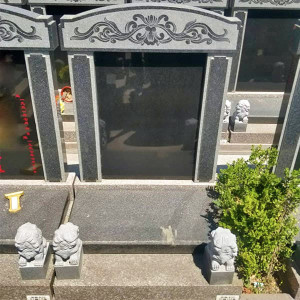 万桐园公墓传统立碑