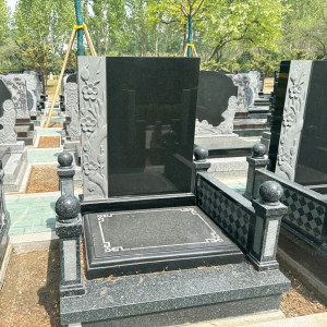 北京市朝阳区外侨公墓传统立碑墓型1号
