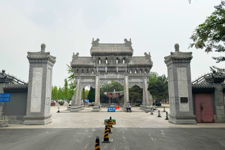 北京丰台区思亲园陵园陵园大门图