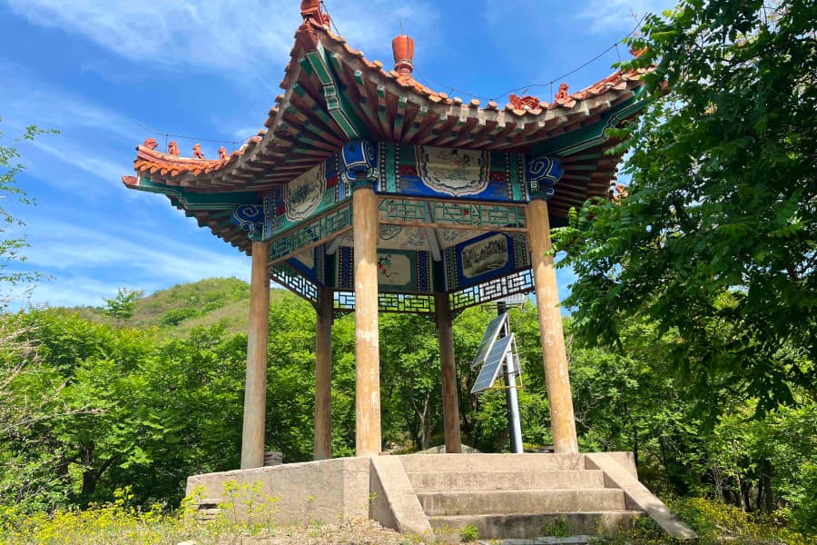 北京市海淀区温泉墓园园区古亭