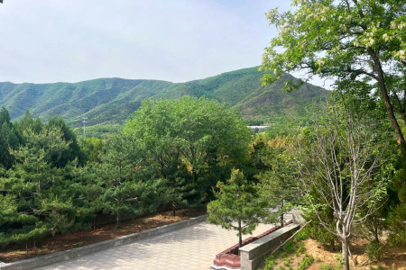 北京市海淀区温泉墓园园区环境图