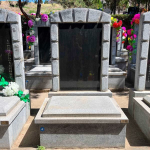 北京市密云区宝云岭墓园传统立碑墓型7号