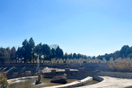 北京市昌平区佛山陵园喷泉景观图