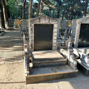 北京市顺义区潮白陵园传统立碑墓型8号