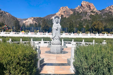 北京市昌平区佛山陵园特色雕像图