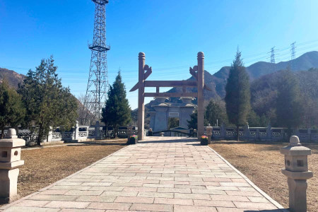 长城华人怀思堂景观图
