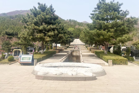 天寿陵园景观图